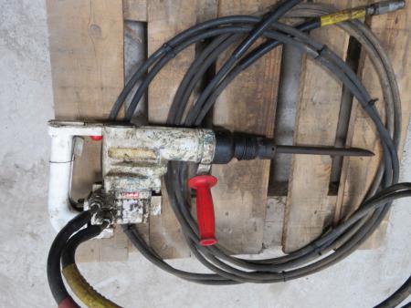 Hydraulic drilling / chisel hammer