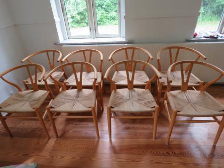 8 pieces Y chairs in Beech with cane