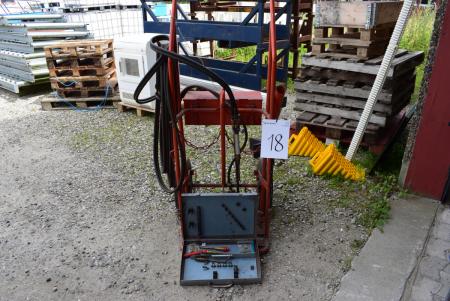 Oxygen & gas cart with pressure gauge and burns