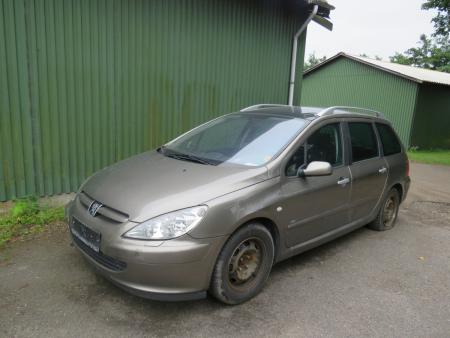 Peugeot 307 Air From 1,6 Hdi Unregistered, former reg. No. GE 90643 First indent. 21.09.2004 Separated by Turbo, air filter is missing. Stand unknown.