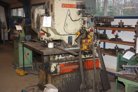 Iron worker, Geka-13H, including tools. Machine no. 2641
