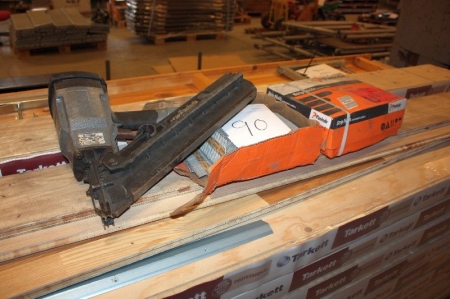 Paslode nail gun, model 5350-100 SPQ + (2) boxes of nails