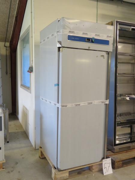 Køleskab med bukket skjold men køl virker afprøvet januar 2017.