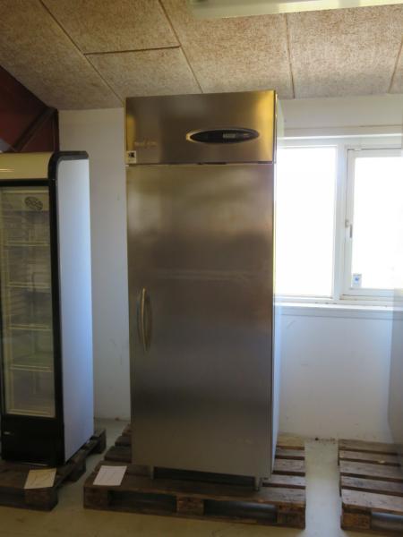 Mercatus m1-750 Refrigerator