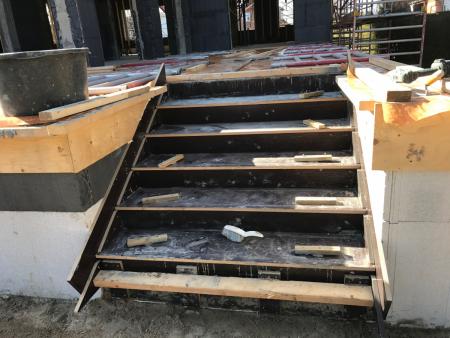 Mold for staircase