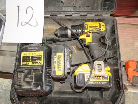 Aku screwdriver, Dewalt 18 v with 2 batteries and charger
