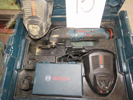 Multi Cutter, Bosch Aku model Gop 10.8 V-Li with two chargers and three batteries
