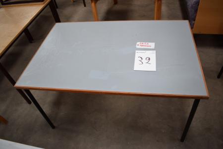 Table, mrk. Fritz Hansen, 85 x 130 cm