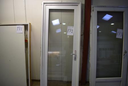 The plastic door 91 x 220 cm