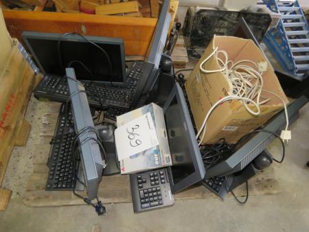 Pallet with PC monitors and keyboards + cable