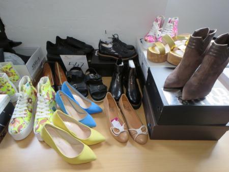 12 pairs of women's shoes NEW Str. 36-38-40