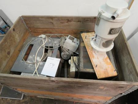 Pallet with vacuum pump. Feeding with more.