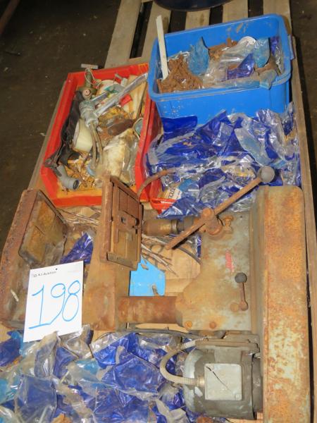Pallet frame with various tools and fittings etc.