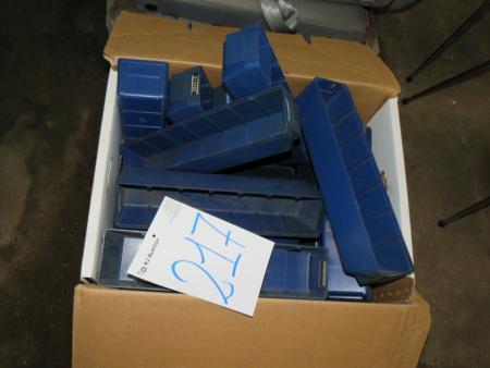 Plastikboxen / Sortierboxen geschätzt 20 Stück Länge 40 cm