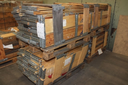 4 pallets with pallet collars