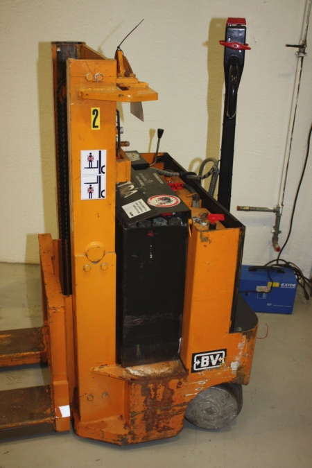 Electrical stacker, BV w. charger
