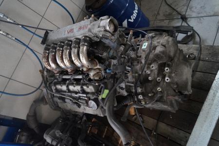 Volvo V6 engine with automatic gearbox. missing top cover or stand ok