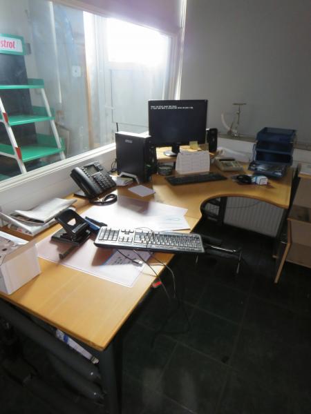 Office arrangement.