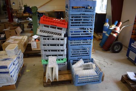 Pallet with div. Drainboards, racks, etc.