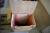 Ca. 29 stk farvede mælkeflasker bormioli rocco + trækasse