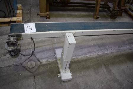 The drive roller conveyor, L 430 cm, bandwidth 20 cm