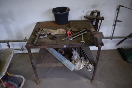 Welding Table m. Vise column grinder, bolt bookcase, etc. wheelbarrow