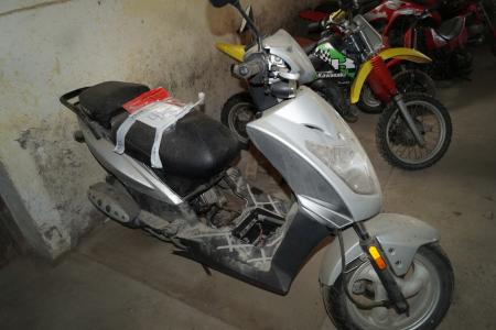 Scooter condition unknown without registration certificate.