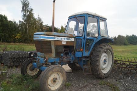 Ford 6700 Tractor. Fully functional.