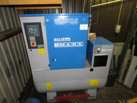 Mark compressor 15kw 500 l year 2007 with cooling dryer and water separator. Max pressure 10 bar.