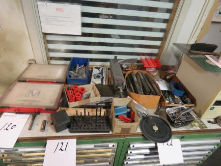 Various cutting tools, O-rings and more.