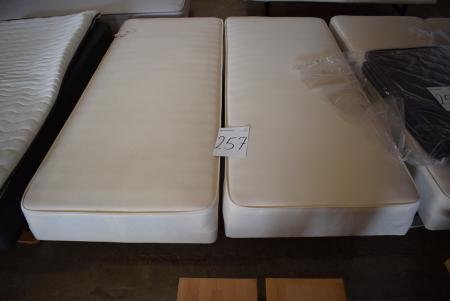 2 pcs. mattresses 80 x 200 cm / pcs.