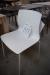 Stuhl, weißer Kunststoff