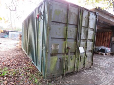 20 foot container with wooden floor. With steel reel. With roof top cover. With light installation.
