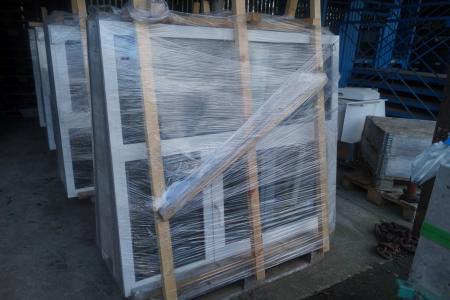 4 stk vinduer Hvid plast 150x131 cm.