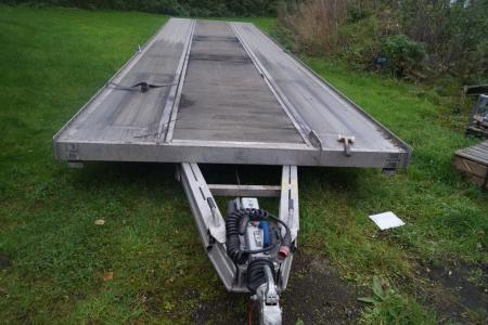 Knott duo 35-23 / 83 sweeper trailer total 3500 Load 2560. width 232 length about 9 meters.