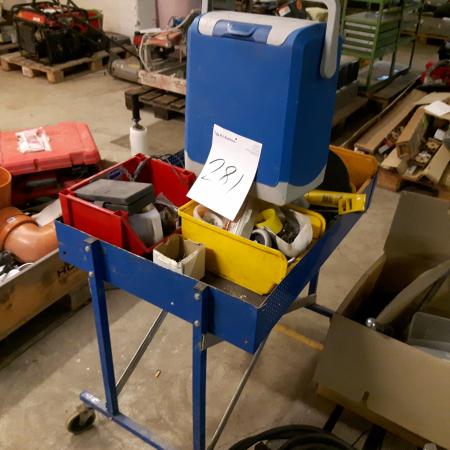 Palle with 2 hose reel + tool wagon with contents.