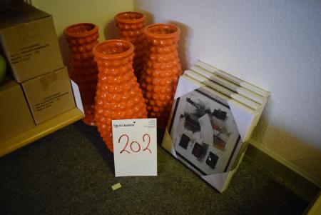 4 pieces vases orange & 4 photos