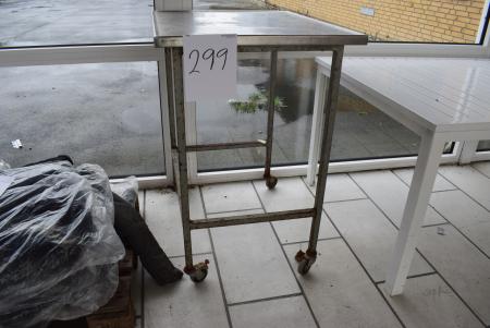 Stainless steel table w. Wheels 62 x75