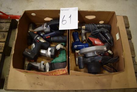 Cash div. Power tools, torque wrench, fan heater, etc. + Box DIV. Alu drills, chargers. condition unknown