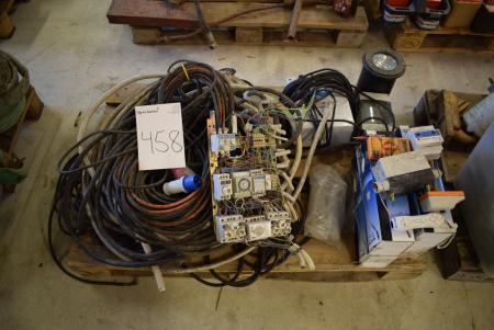 Pallet various electrical items