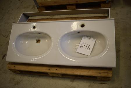 Double sink 120 cm. Used