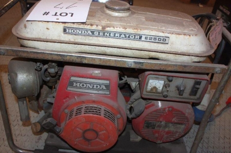 Generator, Honda E2500, 2kW, 220V og 12V. 8,3A
