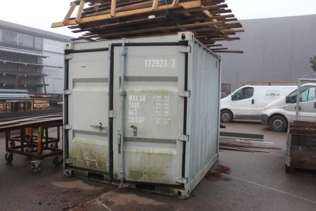 Container in good condition 215x216x243 cm without contents