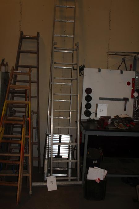 3 pieces of alu ladders.