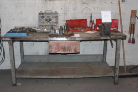 File bench with screwdriver and drawer. 2000x800 mm