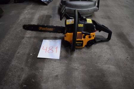 Chain saw marked. Partner P 351 XT
