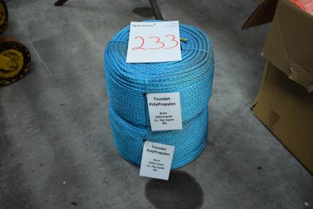 2 rolls of rope A 220 m