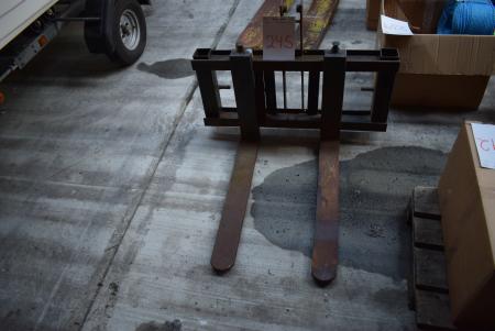 Pallet with 3-point suspension