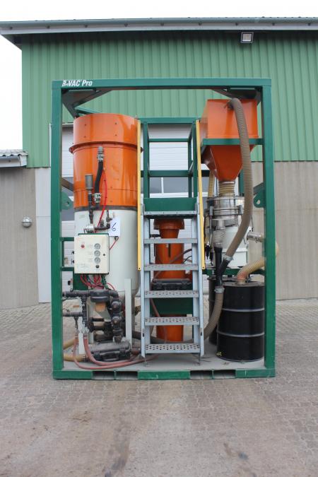 Spongejet Plant for environmentally friendly sandblasting. Can also be used for PCB, with vacuum cleaner and separator.