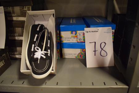 7 pairs Sailer shoe store price 299, - apiece
